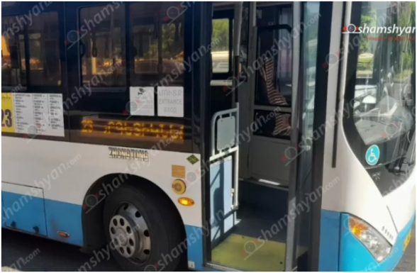 Իսակովի պողոտայում բախվել են թիվ 23 երթուղին սպասարկող ավտոբուսն ու «Opel»-ը. ավտոբուսի վարորդը եղել է ոչ սթափ